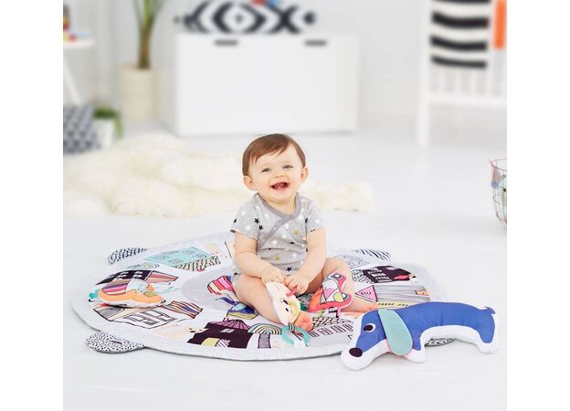 משטח פעילות ואוניברסיטה עם הקשתות האינטרקטיביות - העיר הגדולה Skip Hop